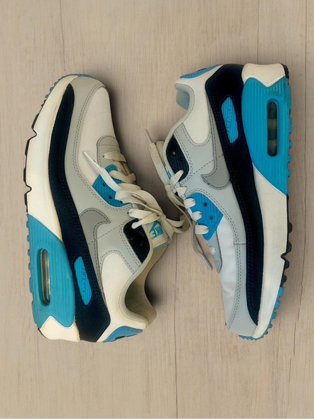 Nike Air Max 90 Sneakers in White, Grey & Teal Size EUR 38.5